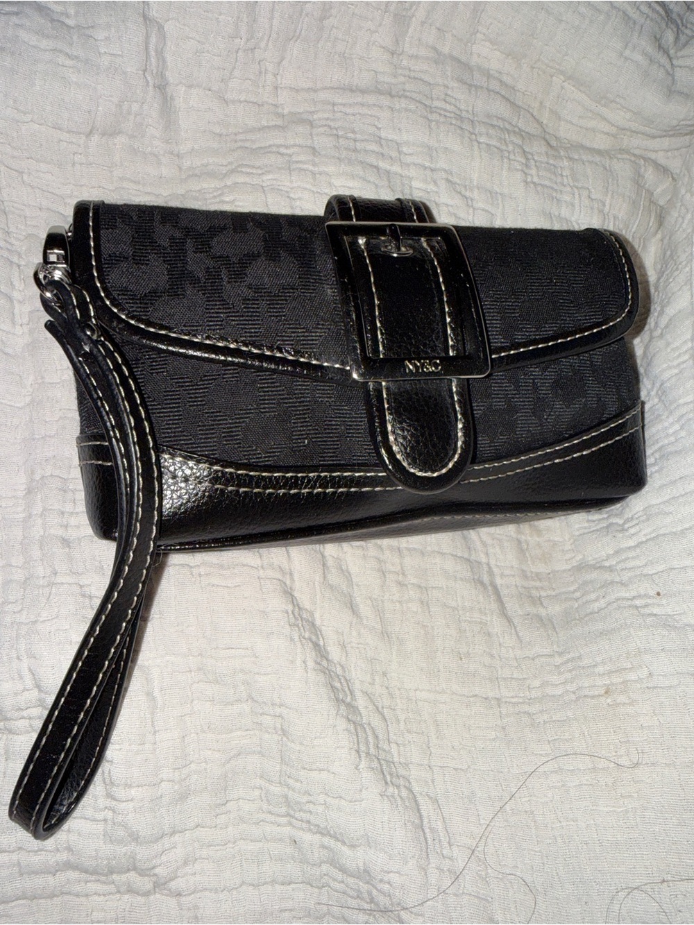 New York & Company black canvas and leather wristlet, great condition